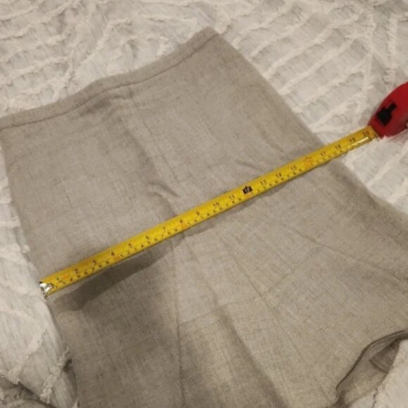 BCBGMaxAzria Gray Knee-Length Pencil Skirt Size 2 - Picture 9 of 10